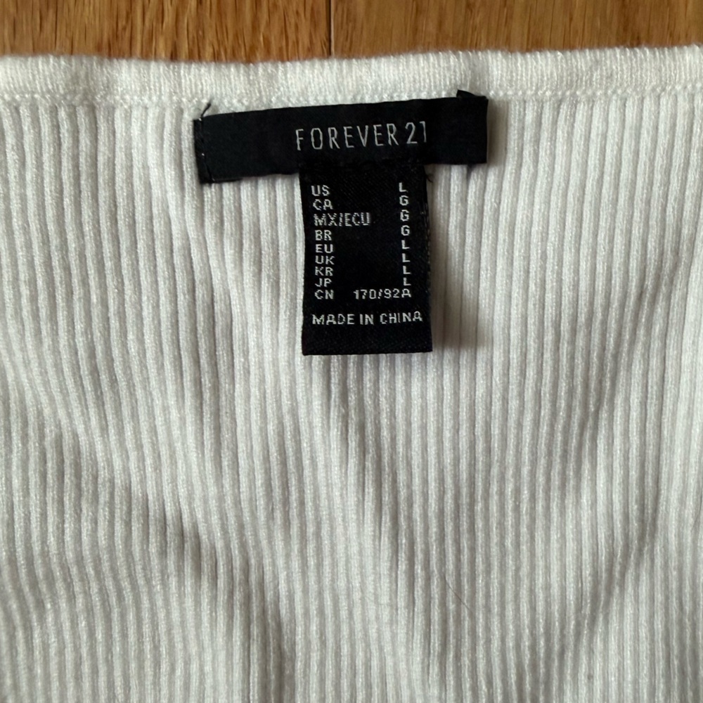White Ribbed Crop Tank - Picture 3 of 3
